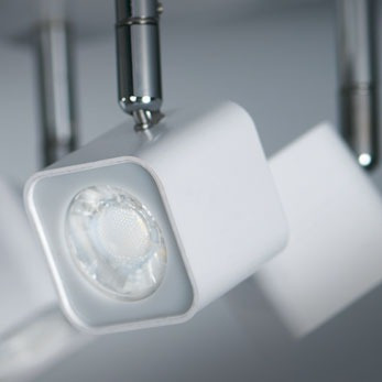Aplique 2 Luces Cubo Spot Móvil 18 Cuotas Blanco Diseño Pal