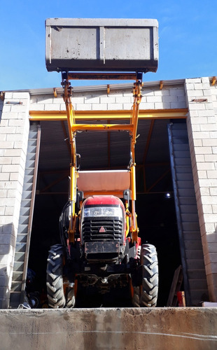 Imagen 11 de 18 de Tractor Agrícola Angosto Viñatero Roland H 025 2 Wd