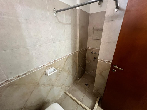 Departamento En Venta - 2 Dormitorios C/ Cochera - Amenities