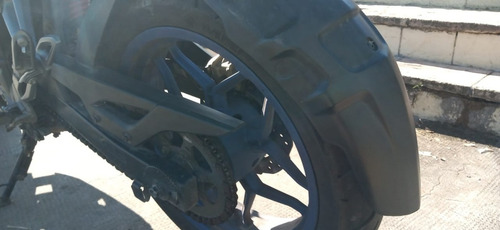 Rouser Rs