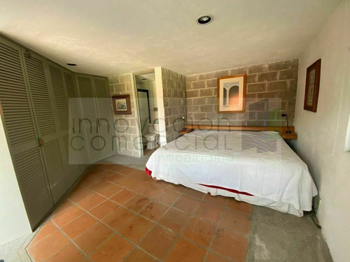Imagen 26 de 30 de Jurica, Casa De Un Nivel Con Terraza, Jacuzzi Y Más De 300m2