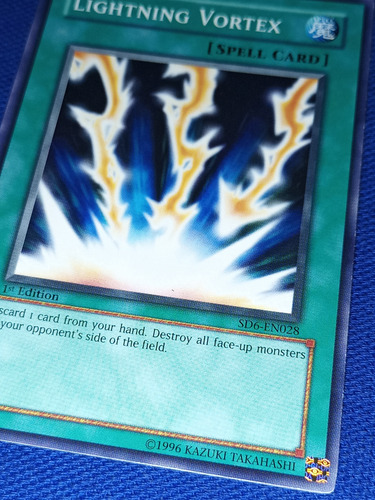 Lightning Vortex Yugioh Tcg #sd6-en028 Lightning Vortex Inglés (Usado)