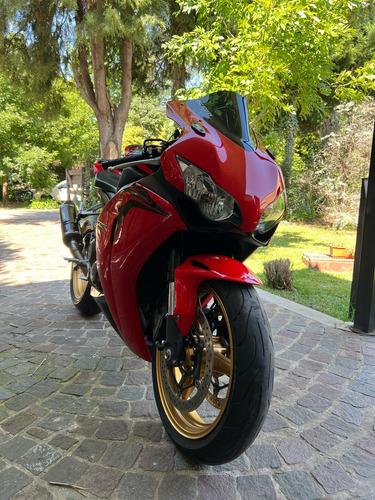 Honda Cbr 1000rr Fireblade Año 2008 Con 20800 Km
