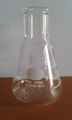 Imagen 1 de 8 de Matraz Erlenmeyer Pyrex De 50 Ml