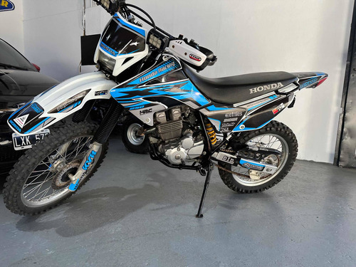 Imagen 12 de 12 de Honda Tornado Año 2016 Llevada 291cc Con Accesorios