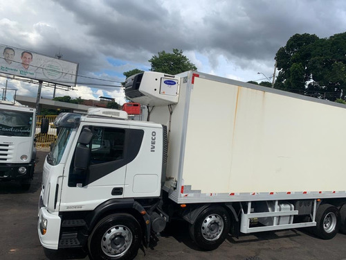 Iveco Tector 240e28 Bi-truck 14/14 Baú Frigorífico