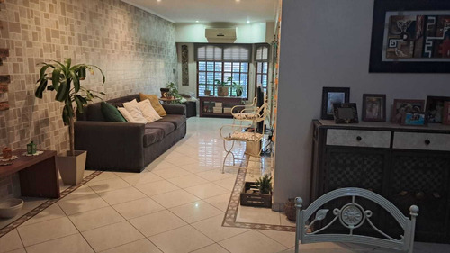 Departamento Ph En Venta En Villa Devoto, Capital Federal, Buenos Aires