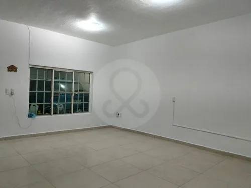 Casa En Venta En La Piedrera