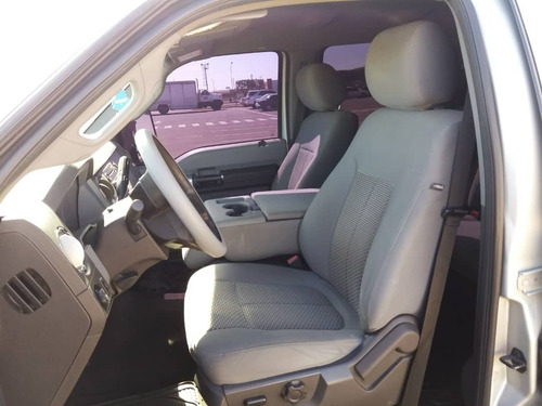 Imagen 9 de 14 de Ford F-250 Super Duty