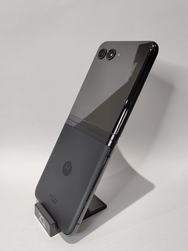 Motorola Razr 40 Ultra Dual Sim 256 Gb Black 8 Gb Ram (Usado)