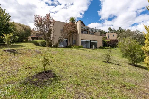 Casa En Venta En Arboretto. Cod V8352