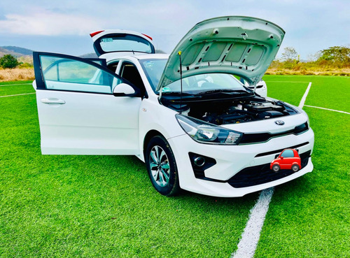 Kia Rio 1.6 Lx Hatchback Mt