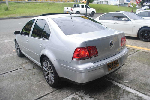Volkswagen Jetta 2.0 Trendline
