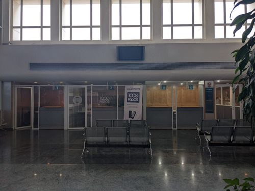 Imagen 13 de 21 de En Moderno Edificio Av. Municipal Puerto La Cruz, Alquilo Oficinas Equipadas De Distintos Metrajes