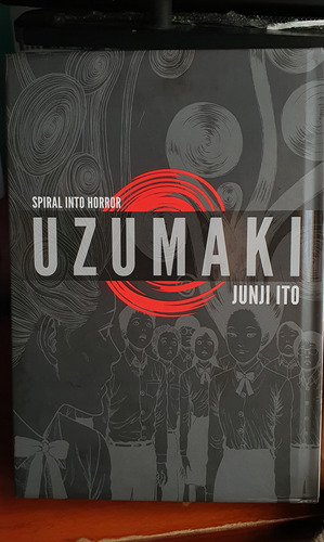 Uzumaki Versión Deluxe(3 En 1) Tapa Dura - Junji Ito -inglés