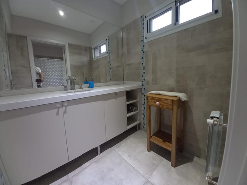 Imagen 17 de 21 de Hermosa Casa En Barrio Las Tardes - Pileta Y Quincho