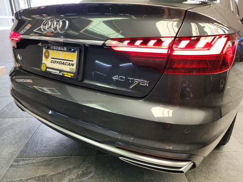 Audi A4 2.0 T Select Mild Hybrid 190 H.P.