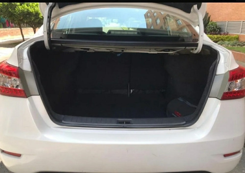 Vendo Nissan Sentra Advanc