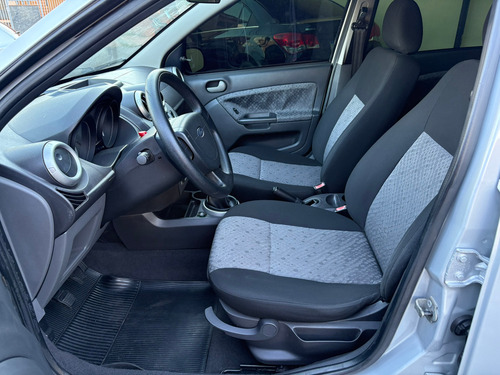Ford Fiesta Fiesta Hatch Class 1.6 (Flex)