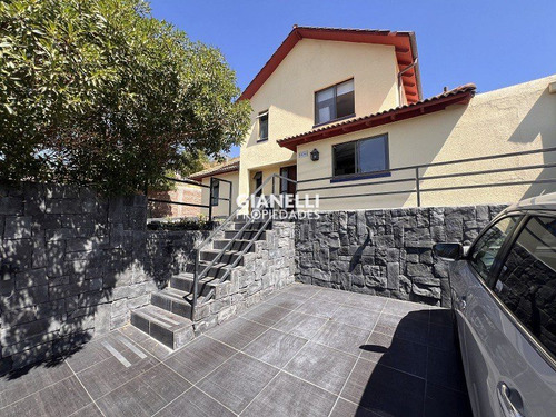 Impecable Casa 4d/3b - Doña Isabel - Lomas De Lo Aguirre