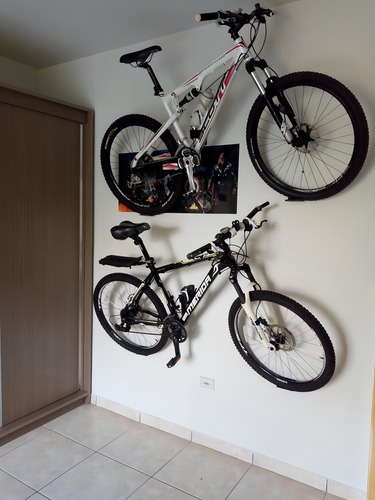 REISSHOP Parede Negro