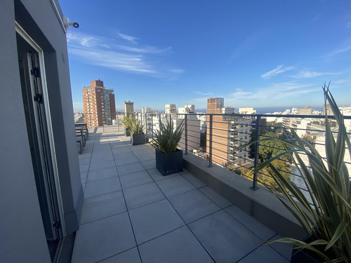 Departamento Monoambiente En Venta Ubicado En Montevideo, Uruguay Con Seguridad, Solarium, Parrilla