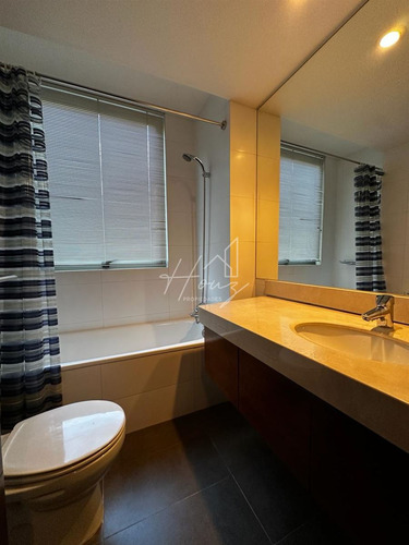 Duplex En Venta De 5 Dorm. Valle Escondido Lo Barnechea