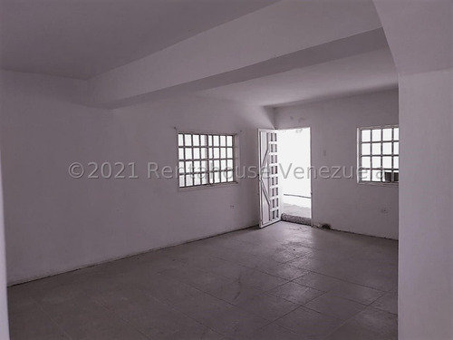 Imagen 25 de 27 de Oportunidad De Casa Quinta En Venta En Urb. Barrio Sucre Maracay #22-13784 Mm-4