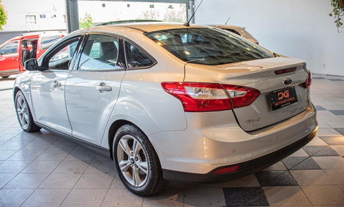Imagen 3 de 14 de Ford Focus Se Plus 2.0n 156.000km 2013 Gris
