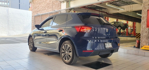 Imagen 6 de 11 de Seat Ibiza 1.6 Xcellence Estandar Azul 2019