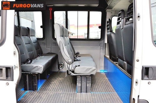 Imagem 8 de 14 de Iveco 2018 Daily 45s17 Minibus 16 Passageiros Branca (6450)