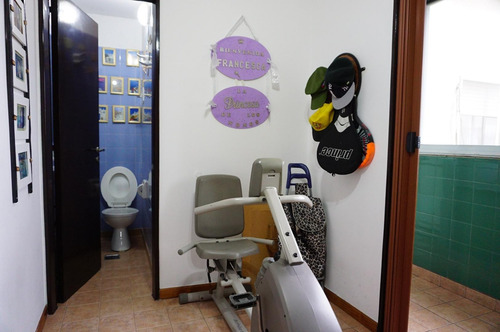Imagen 16 de 30 de Semipiso 4 Ambientes Con Dependencia Cochera Impecable