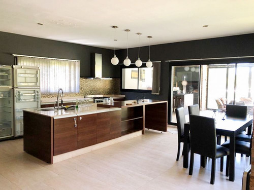 Imagen 8 de 16 de Venta De Casa En Dos Plantas, El Lauquen Canning
