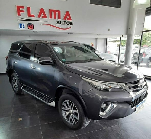 Toyota Sw4 At Srx 2.8 / 7 Asientos 2019 Permuto Financio