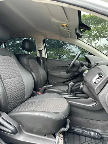 Chevrolet Onix 1.4 Ltz 5 p