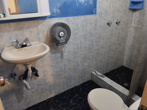 Hermosa Casa Con Terreno Con Todos Los Servicios Basicos, Para Personas Estrictamente Interezadas