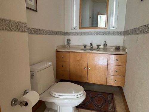 Imagen 11 de 30 de Casa De Un Piso Con Jardín En Venta En Pedregal De San Franc