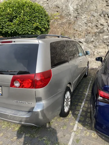 Toyota Sienna Xle Piel At