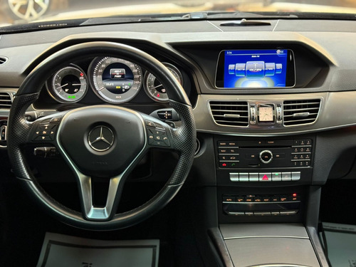 Mercedes-Benz Classe E 2.0 Avantgarde Turbo 4p