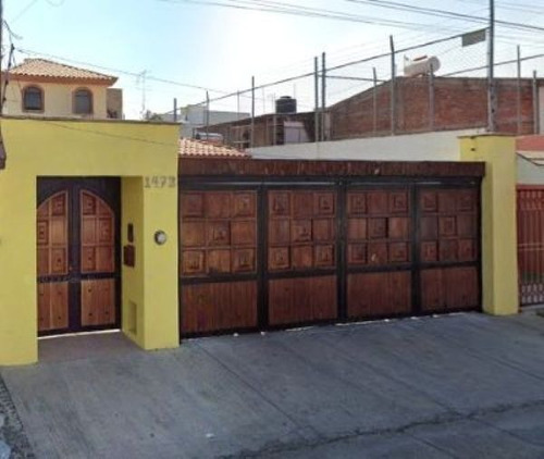 Casa En Venta En Atlas Guadalajara Jalisco.