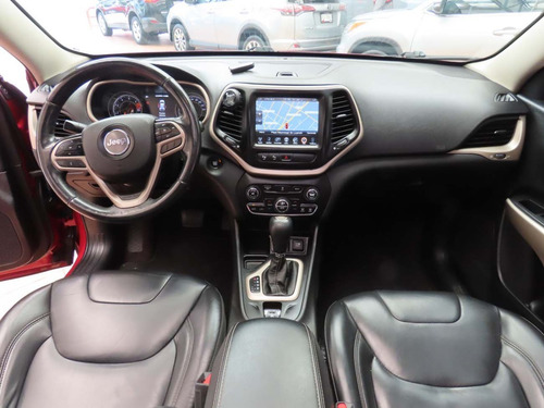 Imagen 10 de 12 de Jeep Cherokke Limited Plus 2017 Rojo Cereza