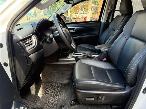 Toyota Hilux SW4 2.7 Vvt-i Flex Srv 7l 4x2 Automatico