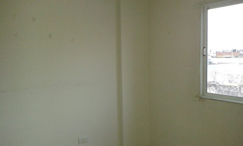 Imagen 6 de 6 de Departamento En Venta Cond En Lanus Oeste