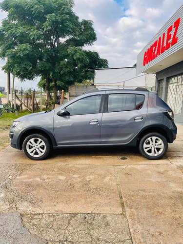 Renault Sandero Stepway 2017 1.6 Privilege 105cv