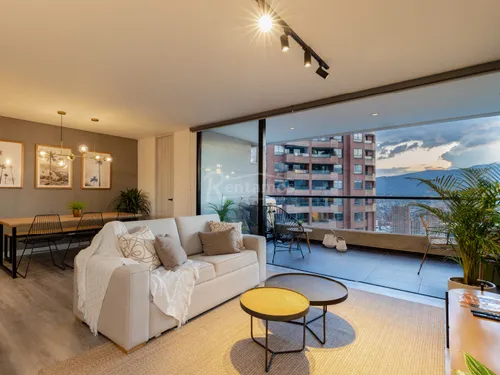 Apartamento En Arriendo En Los Naranjos. Cod A776073