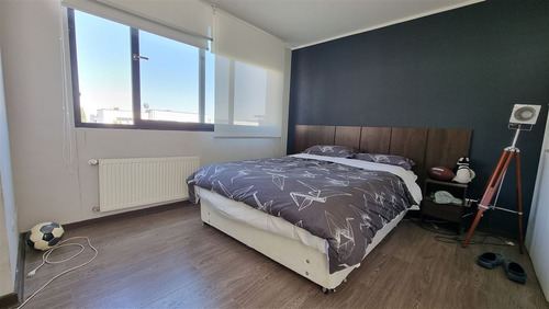 Casa En Venta De 4 Dorm. En Colina Chicureo