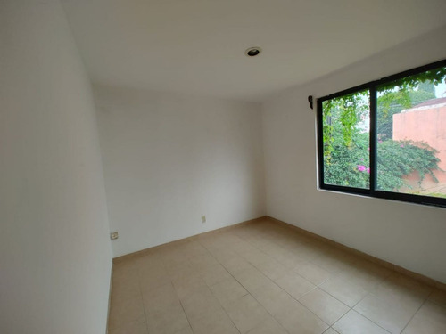 Casa Condominio En Venta En Hacienda Tétela, Cuernavaca Morelos.