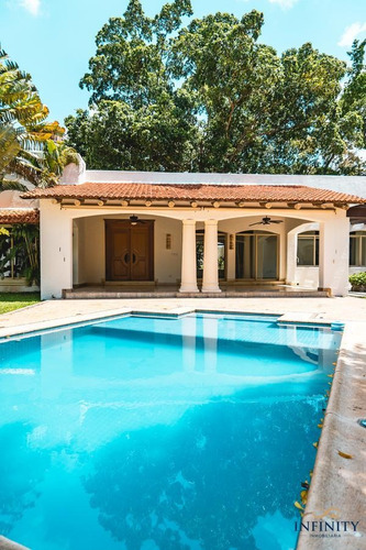 Imagen 28 de 30 de Residencia De Una Planta En Venta En Montebello - Fraccionamiento Montebello