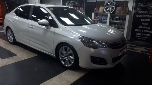 Citroën C4 Lounge 2017 1.6 Hdi 115 Feel Pack