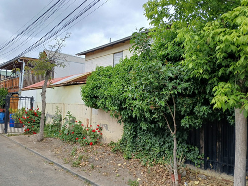 Casa + Posible Local Comercial 3d, 1b, Acceso 2 Autos